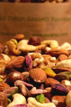 Çiğ Karışık Kuruyemiş 1 KG